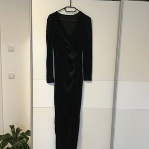 Chic Black Long Sleeve Dress